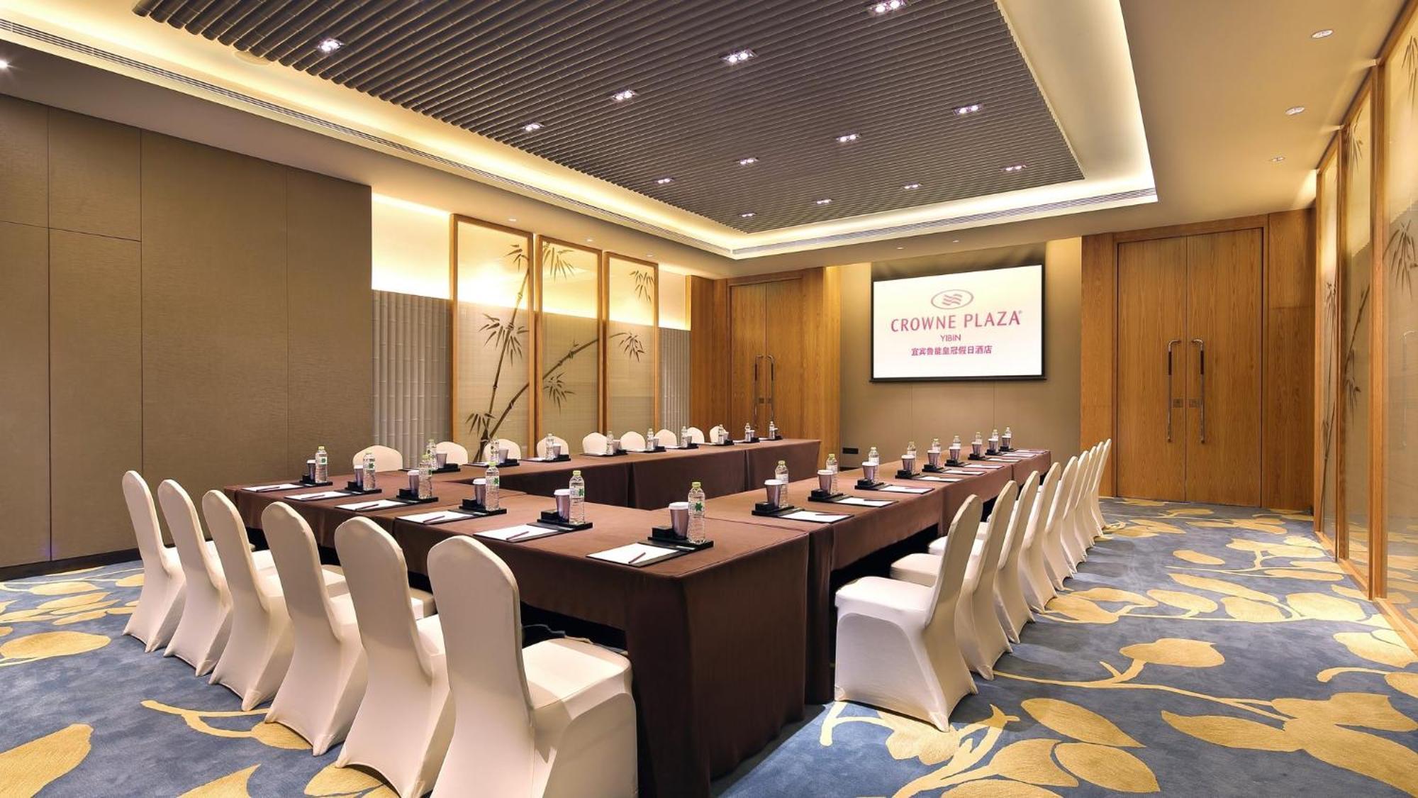 Crowne Plaza Yibin By Ihg Hotel Exterior foto