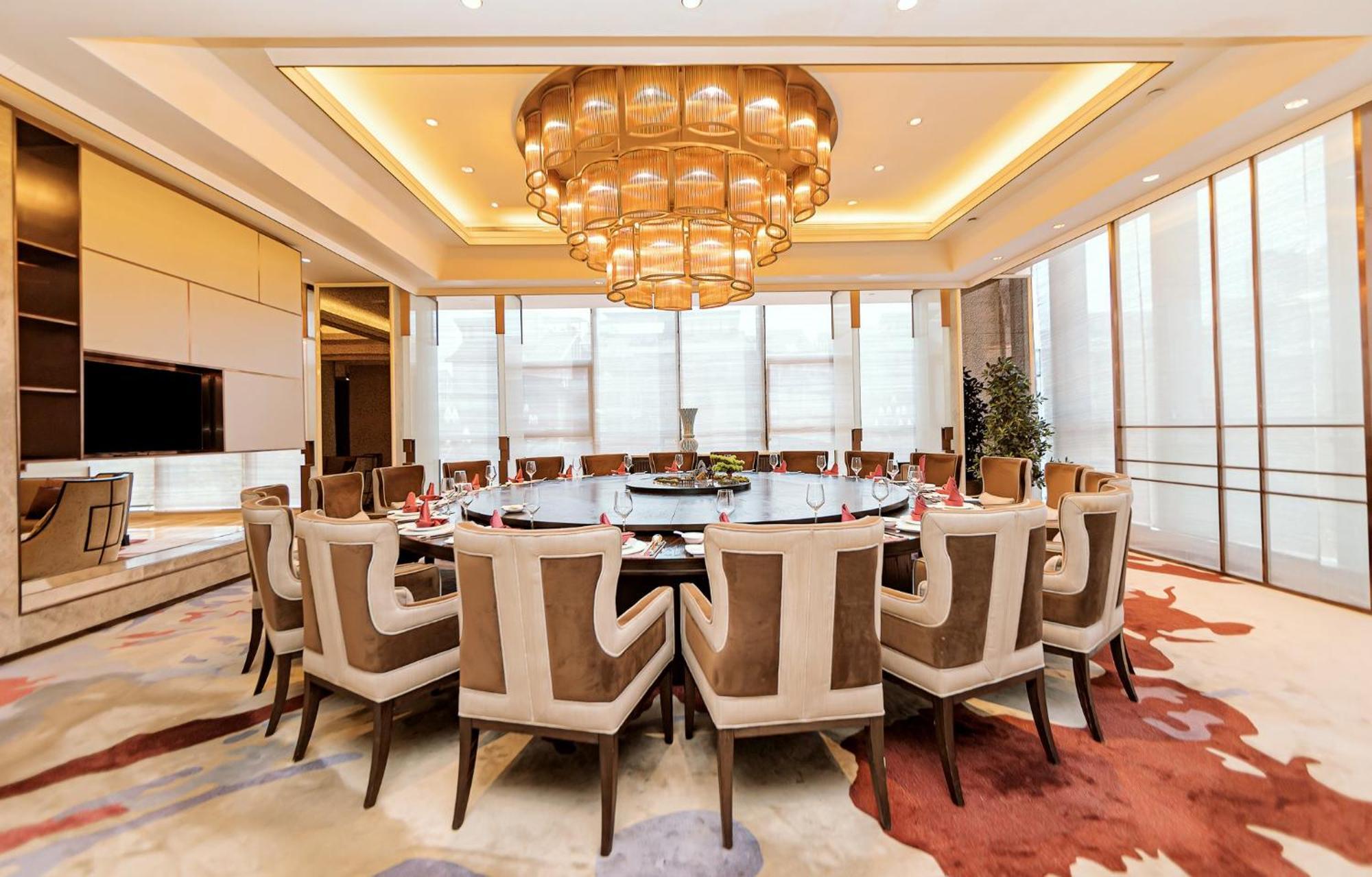 Crowne Plaza Yibin By Ihg Hotel Exterior foto