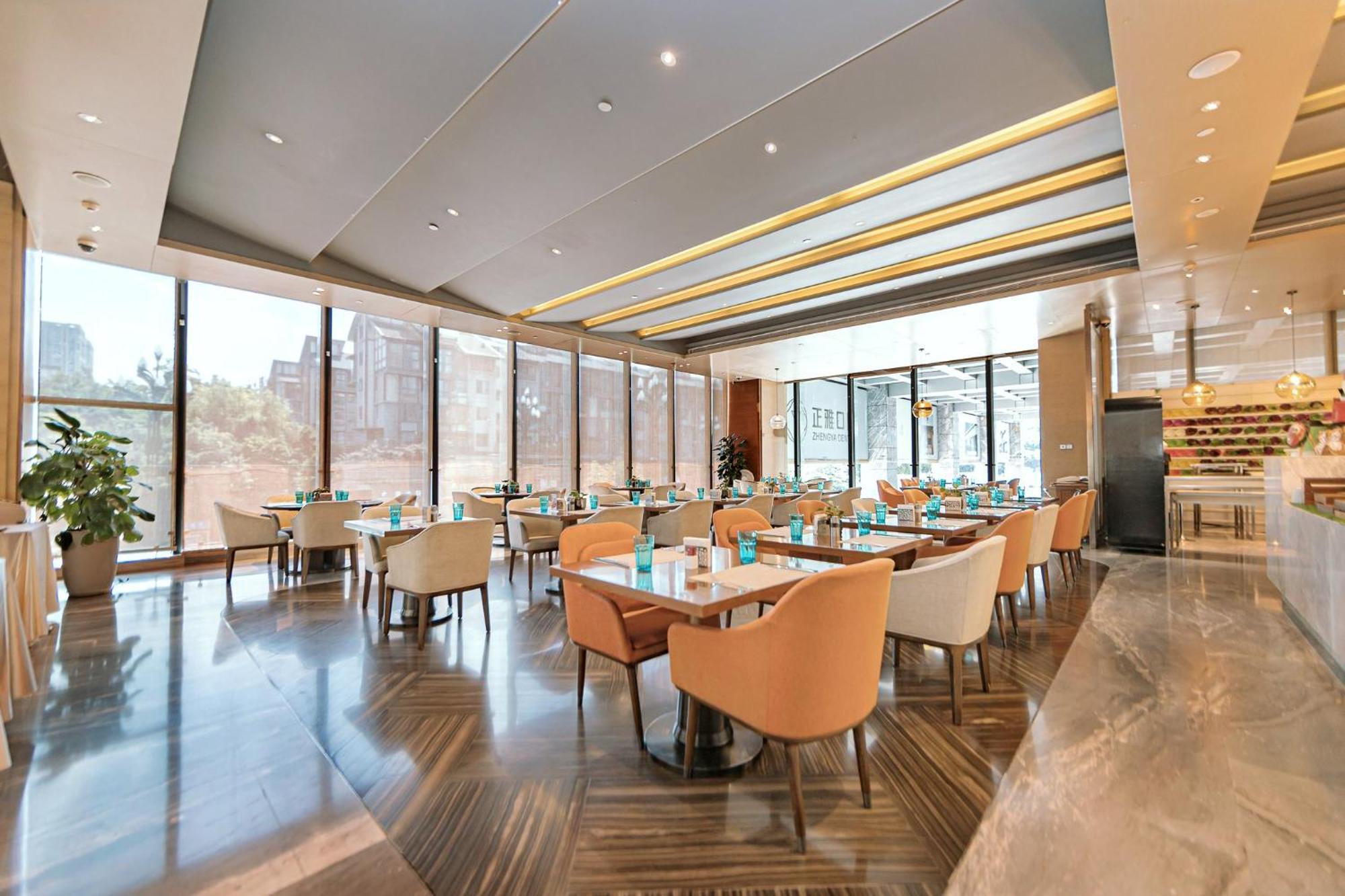 Crowne Plaza Yibin By Ihg Hotel Exterior foto