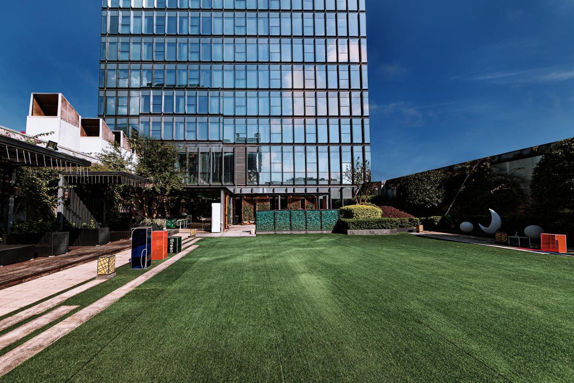 Crowne Plaza Yibin By Ihg Hotel Exterior foto