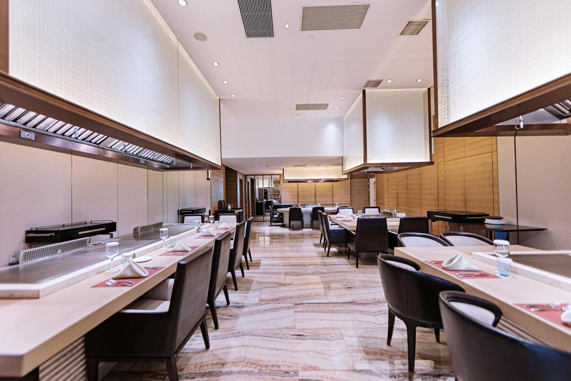 Crowne Plaza Yibin By Ihg Hotel Exterior foto