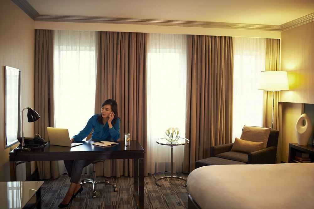 Crowne Plaza Yibin By Ihg Hotel Exterior foto