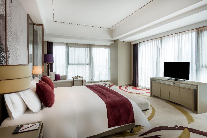 Crowne Plaza Yibin By Ihg Hotel Exterior foto